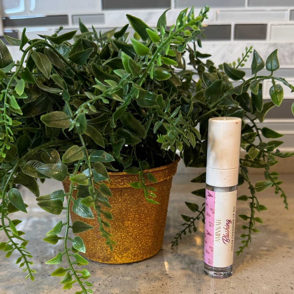 AMINNAH - Blush Color Changing Lip Oil